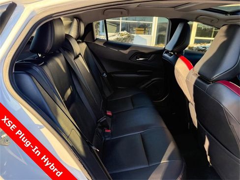 Used 2024 Toyota Prius Prime image 12