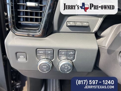 Used 2024 GMC Sierra 1500 AT4X image 13