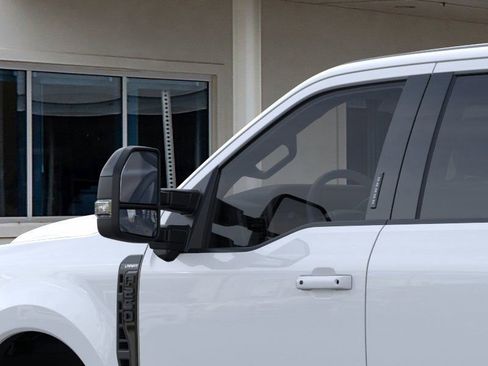 New 2026 Ford F250 Lariat w/ Black Appearance Package image 20