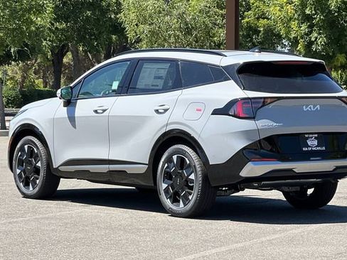 New 2026 Kia Sportage SX image 7
