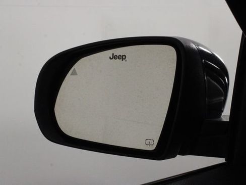 Used 2024 Jeep Compass Trailhawk AWD/4WD image 45