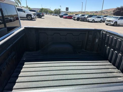 Used 2024 GMC Sierra 1500 SLT w/ SLT Premium Plus Package AWD/4WD image 10