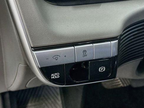 Used 2024 Hyundai Ioniq 5 SE AWD/4WD image 17
