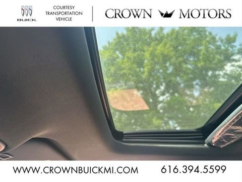 Used 2025 Buick Envista Avenir FWD image 27