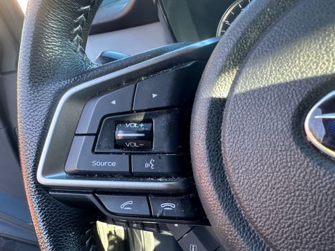 Used 2021 Subaru Outback Premium image 15