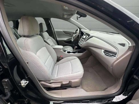 Used 2019 Chevrolet Malibu LS image 30
