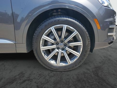 Used 2018 Audi Q7 2.0T Premium Plus w/ Premium Plus Package AWD/4WD image 6