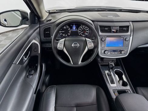 Used 2016 Nissan Altima 2.5 SL w/ 2.5 Technology w/LED Package FWD image 21