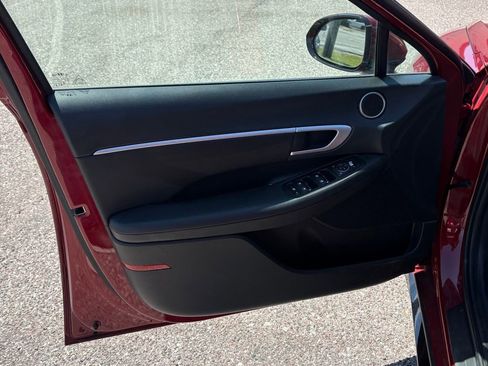 Used 2024 Hyundai Sonata SEL w/ Convenience Package FWD image 10