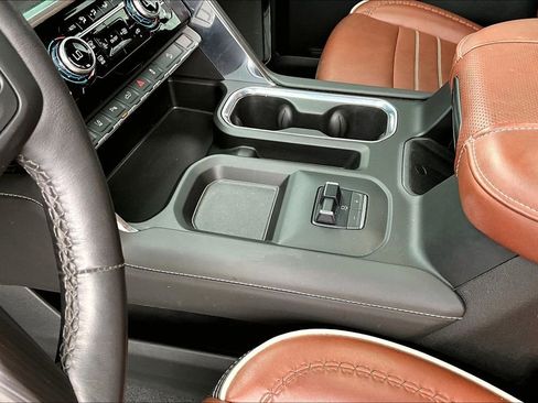 Used 2024 GMC Sierra 2500 Denali Ultimate w/ Max Trailering Package AWD/4WD image 21