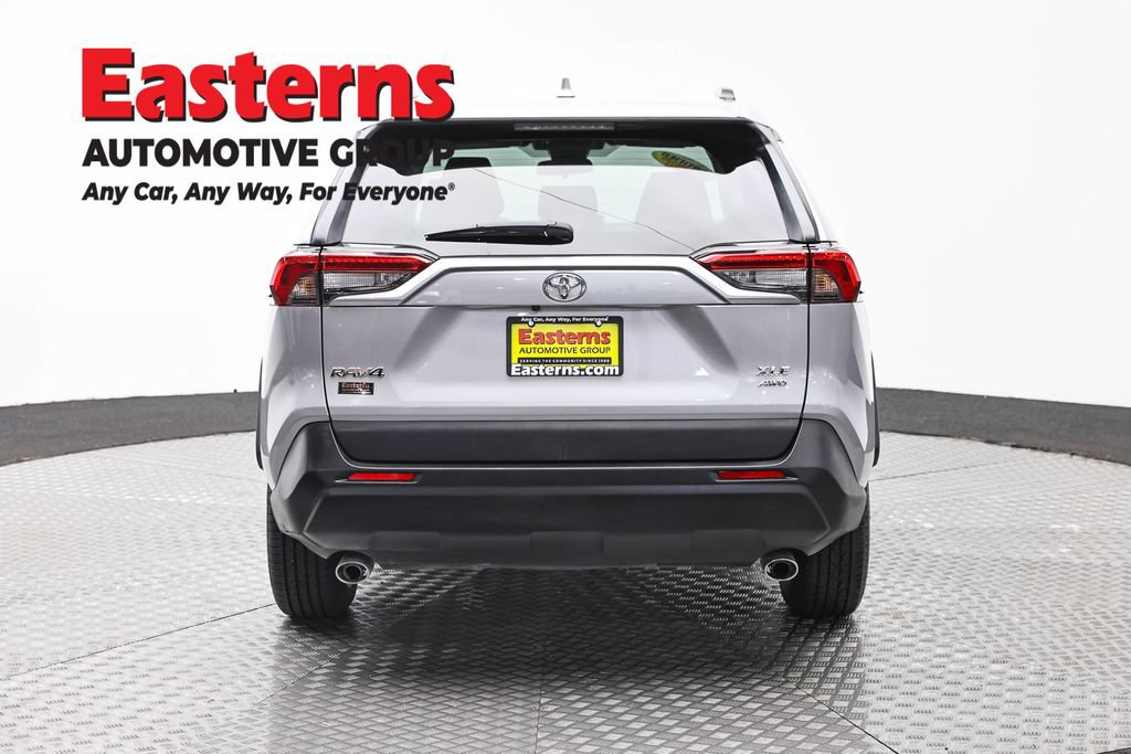 Used 2024 Toyota RAV4 XLE AWD/4WD image 7