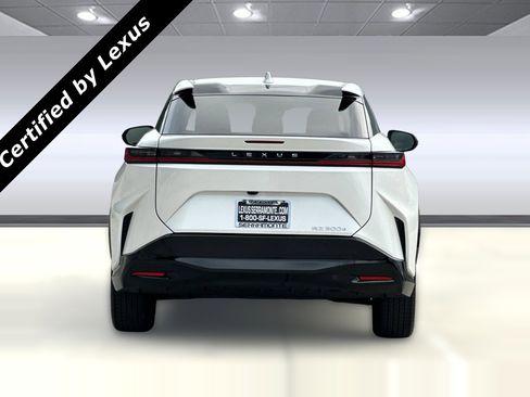 Used 2025 Lexus RZ 300e image 11