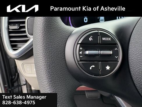 New 2025 Kia Soul LX image 13