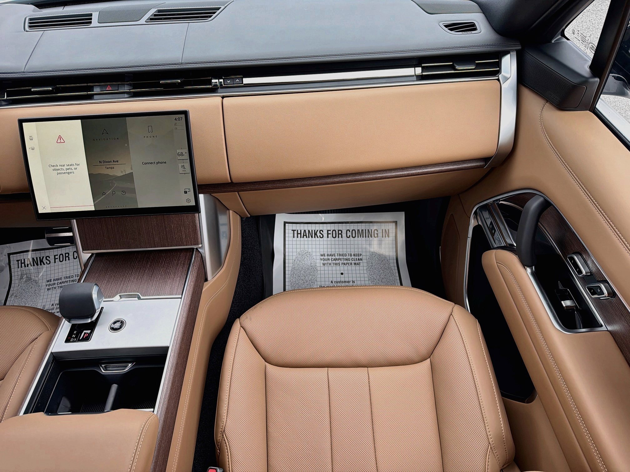 New 2026 Land Rover Range Rover SE AWD/4WD image 19