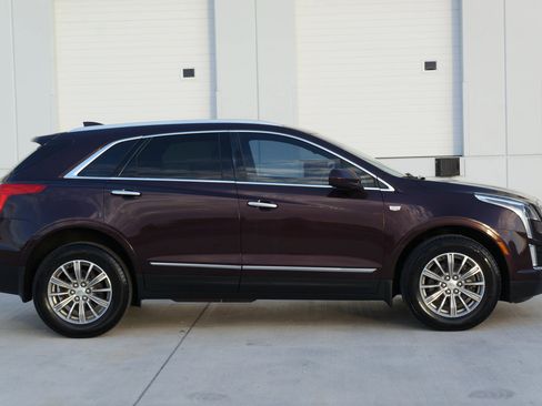 Used 2018 Cadillac XT5 Luxury w/ Driver Awareness Package image 16