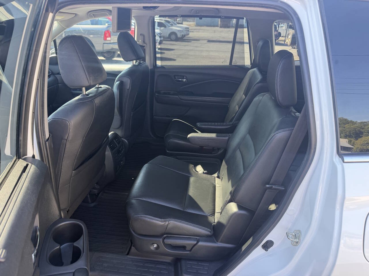 Used 2021 Honda Pilot Touring image 17