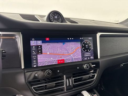 Certified 2023 Porsche Macan GTS AWD/4WD image 27