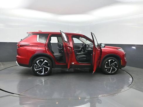 Used 2024 Mitsubishi Outlander SE FWD image 36