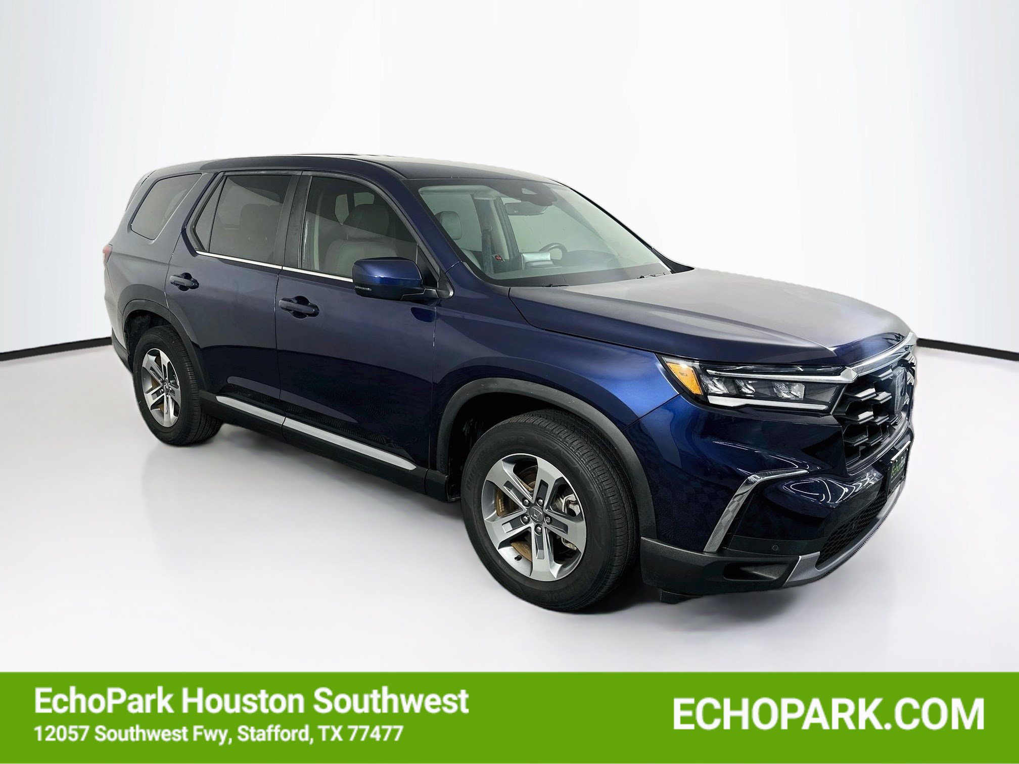 Used 2025 Honda Pilot EX-L image 1