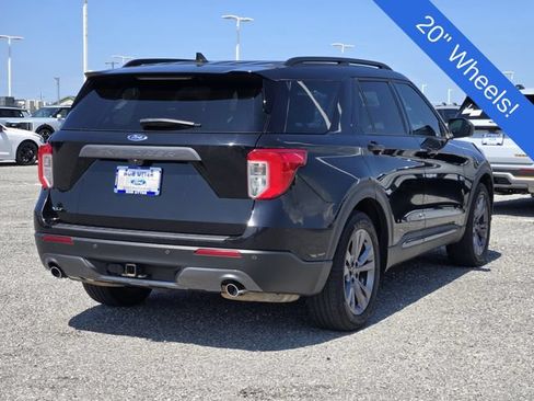 Used 2021 Ford Explorer XLT w/ Equipment Group 202A RWD image 7