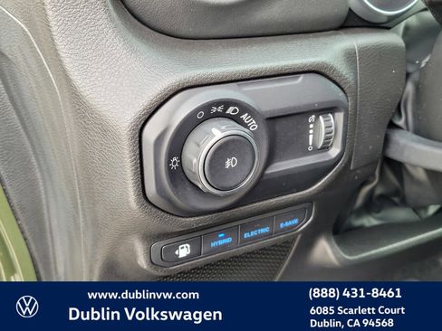 Used 2023 Jeep Wrangler Unlimited Rubicon 4xe w/ Safety Group image 19