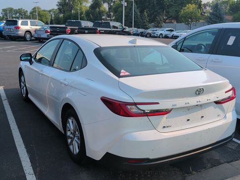 Used 2026 Toyota Camry LE FWD image 3