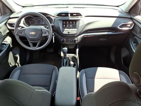 Used 2023 Chevrolet TrailBlazer LS AWD/4WD image 9