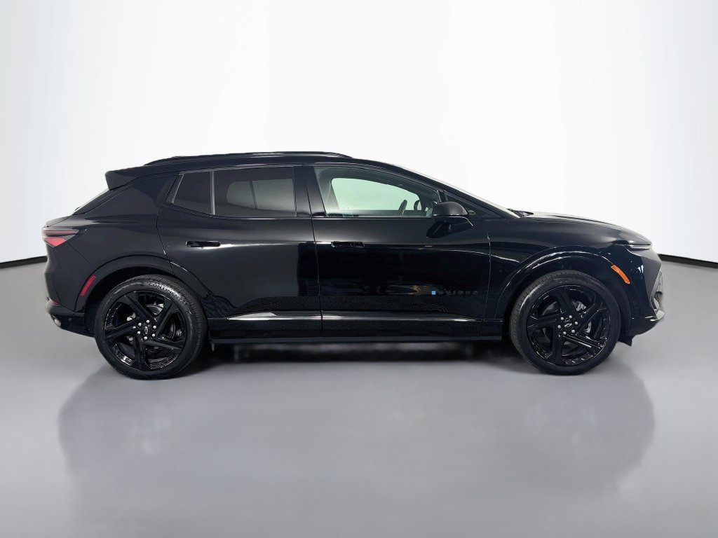 Certified 2024 Chevrolet Equinox EV RS AWD/4WD image 8