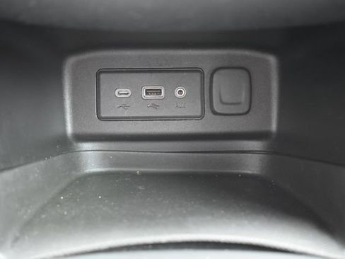 Used 2019 Chevrolet Equinox LT AWD/4WD image 31