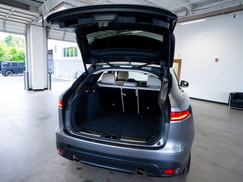 Used 2019 Jaguar F-PACE Prestige AWD/4WD image 47