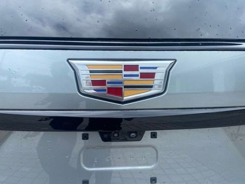 Used 2025 Cadillac Escalade V AWD/4WD image 11
