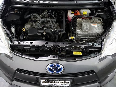Used 2013 Toyota Prius C image 32