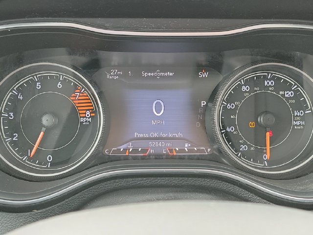 Used 2019 Jeep Cherokee Trailhawk AWD/4WD image 9