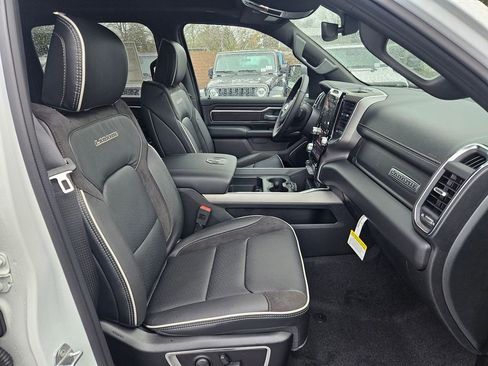 New 2026 RAM 1500 Laramie w/ Night Edition AWD/4WD image 19
