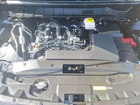 Certified 2026 Nissan Pathfinder SV AWD/4WD image 22