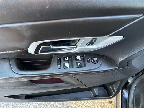 Used 2015 GMC Terrain SLE image 13