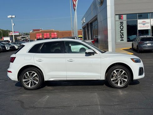 Used 2024 Audi Q5 2.0T Premium AWD/4WD image 3