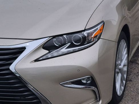 Used 2017 Lexus ES 350 FWD image 11