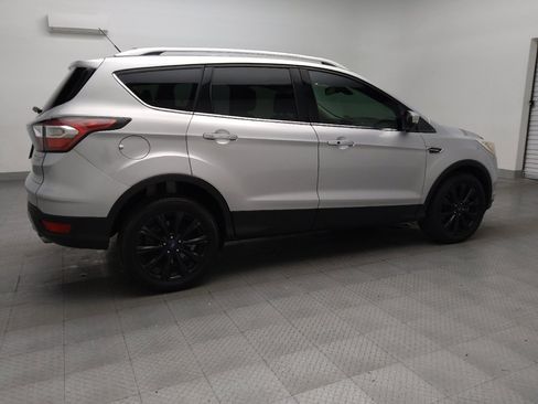 Used 2017 Ford Escape Titanium image 10