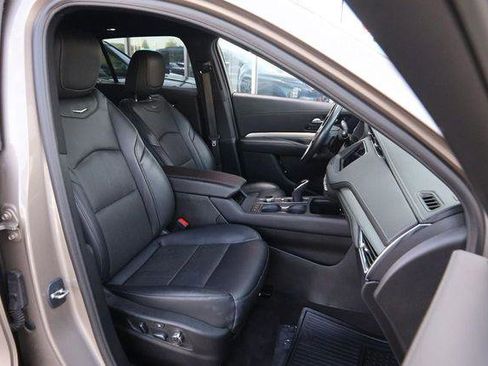 Used 2023 Cadillac XT4 Premium Luxury AWD/4WD image 27