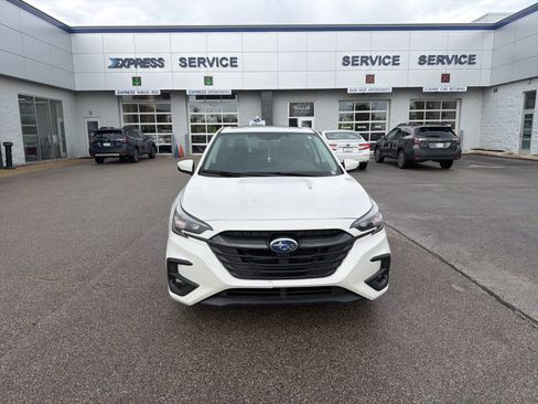 Used 2025 Subaru Legacy Limited AWD/4WD image 5