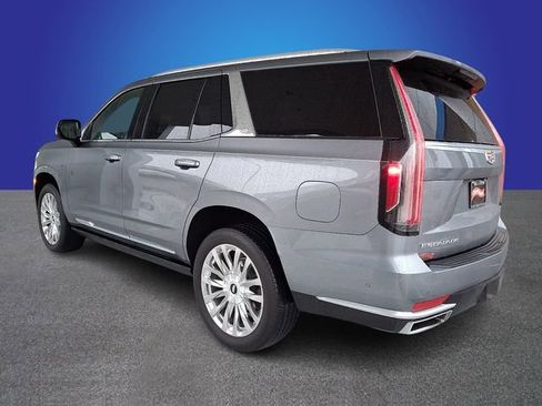 Used 2022 Cadillac Escalade Premium Luxury w/ Performance Package image 4