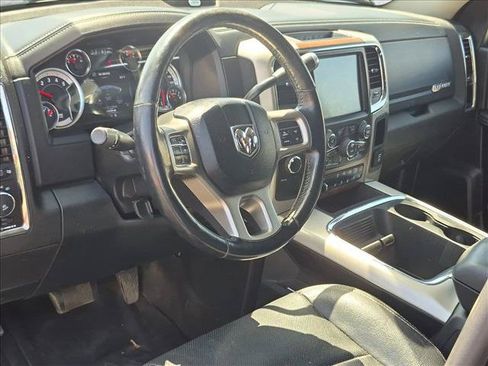 Used 2017 RAM 2500 Laramie w/ Sport Appearance Group AWD/4WD image 9
