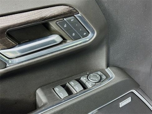Used 2023 Chevrolet Silverado 1500 LTZ w/ LTZ Premium Package image 20