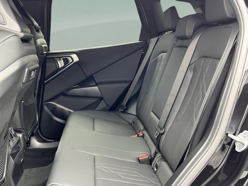 Used 2026 BMW X3 xDrive30 w/ M Sport Package image 19