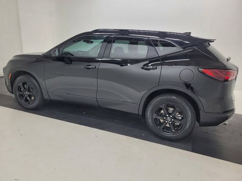 Used 2023 Chevrolet Blazer LT w/ Convenience Package FWD image 3