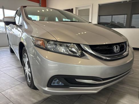 Used 2015 Honda Civic Hybrid Sedan image 1