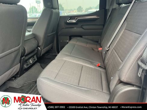 Used 2024 Chevrolet Silverado 1500 LT AWD/4WD image 13