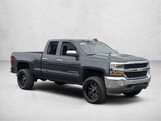 Used 2019 Chevrolet Silverado 1500 LT video 3
