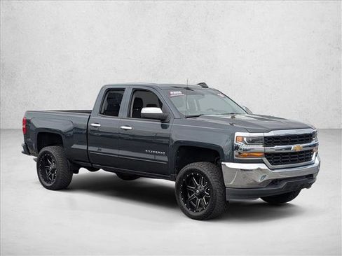 Used 2019 Chevrolet Silverado 1500 LT image 3